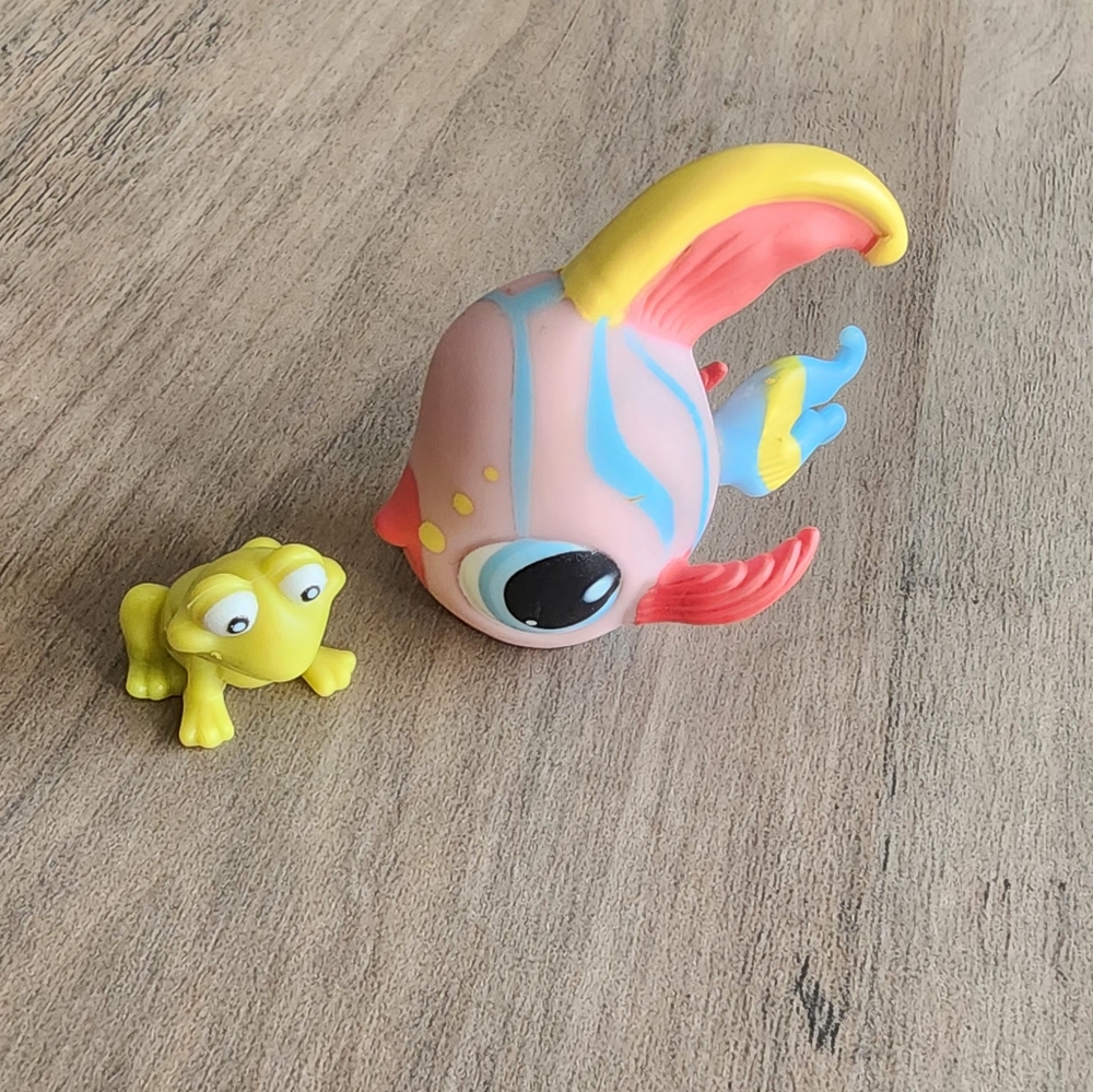 Fish And Froggy 🐠 🐸
